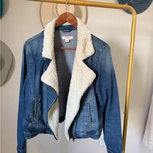 Mossimo Supply Co. Medium Blue Denim Jacket with Cream Sherpa Lining